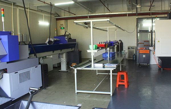 продюсерский отдел об осакаденгт