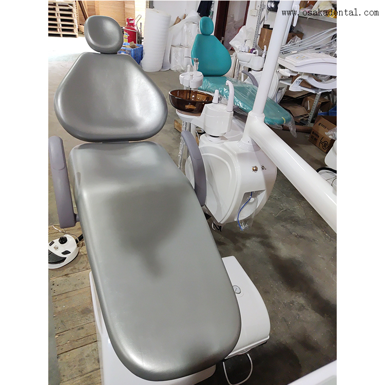 Стоматологическое кресло с подставкой