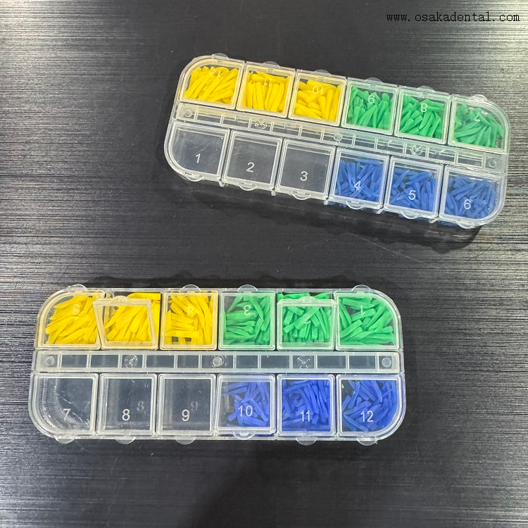 Стоматологические одноразовые пластиковые POLY-WEDGES в наборе