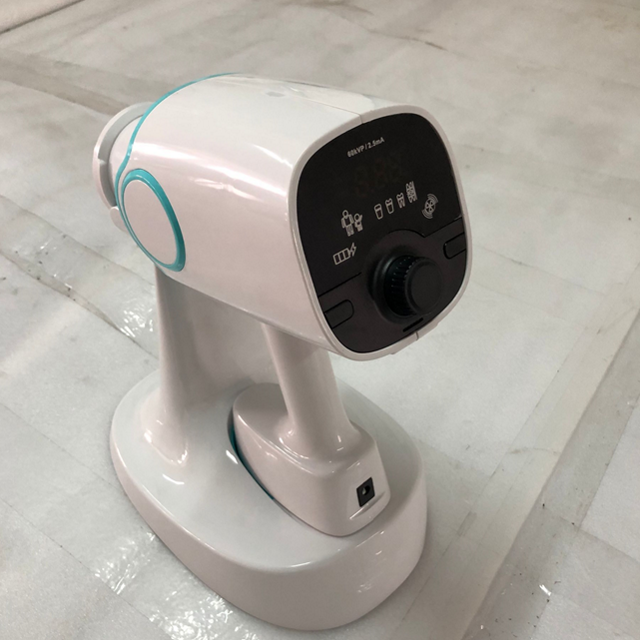 Портативная стоматологическая рука носит машину рентгеновского снимка для цифрового датчика