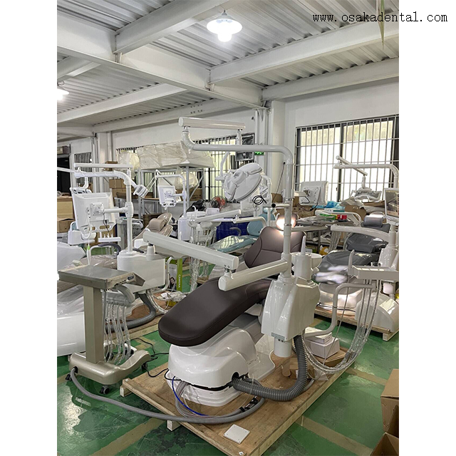 Роскошное стоматологическое кресло с хирургической имплантацией зубов