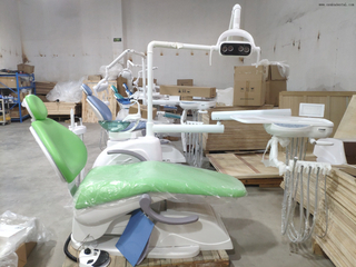 Сверхмощное стоматологическое кресло с эргономичным дизайном для сложных клинических процедур