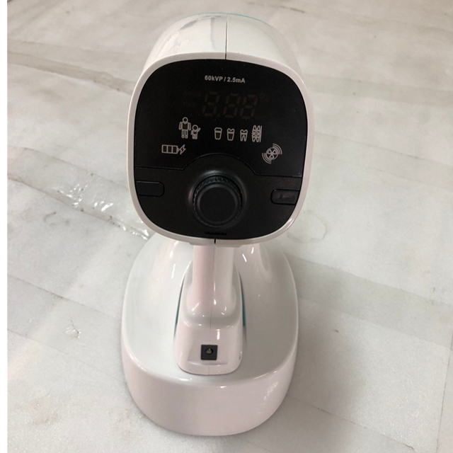 Портативная стоматологическая рука носит машину рентгеновского снимка для цифрового датчика