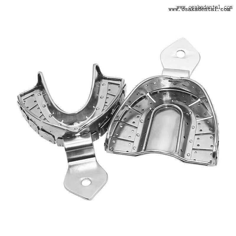 Съемная слепочная ложка для имплантата с винтом