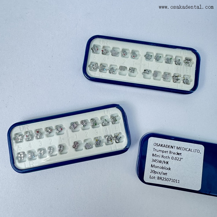 Ортодонтический моноблочный металлический кронштейн ROTH/MBT Упаковка в коробке
