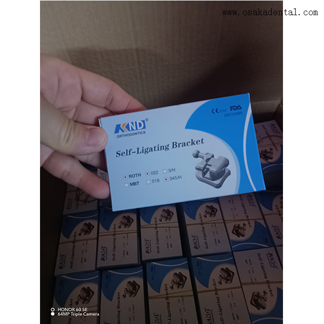 Высококачественные самолигирующиеся брекеты для ортодонтического лечения