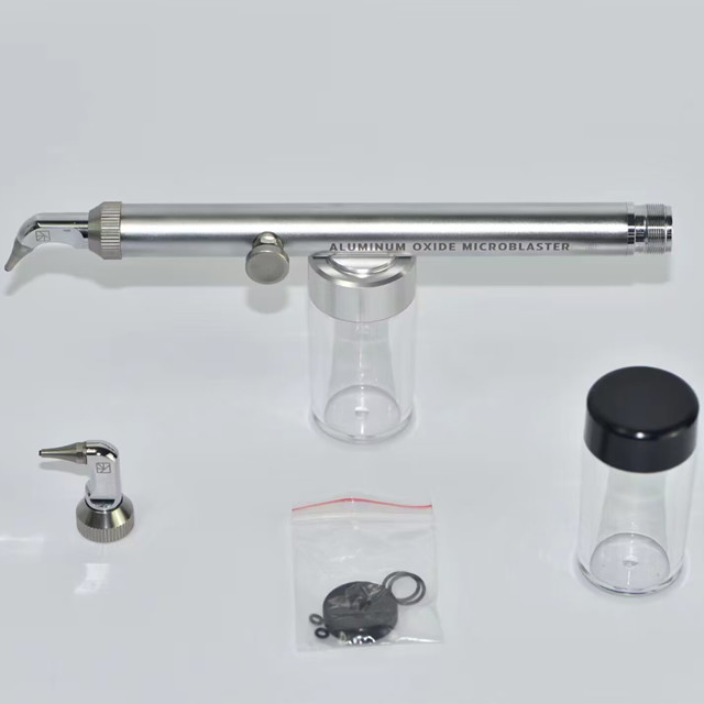 Стоматологический микробластер из оксида алюминия с водяным распылением для ортодонтического лечения