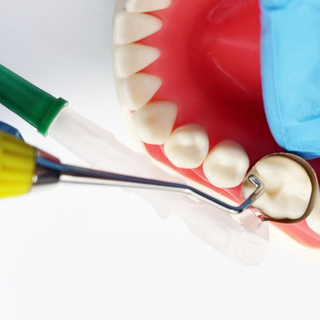 Новый одноразовый стоматологический бескрылый ретейнер и матрица