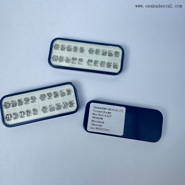 Ортодонтический моноблочный металлический кронштейн ROTH/MBT Упаковка в коробке