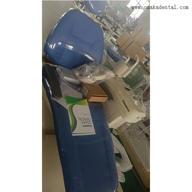 Стоматологическое кресло с мобильной тележкой и эргономичным дизайном