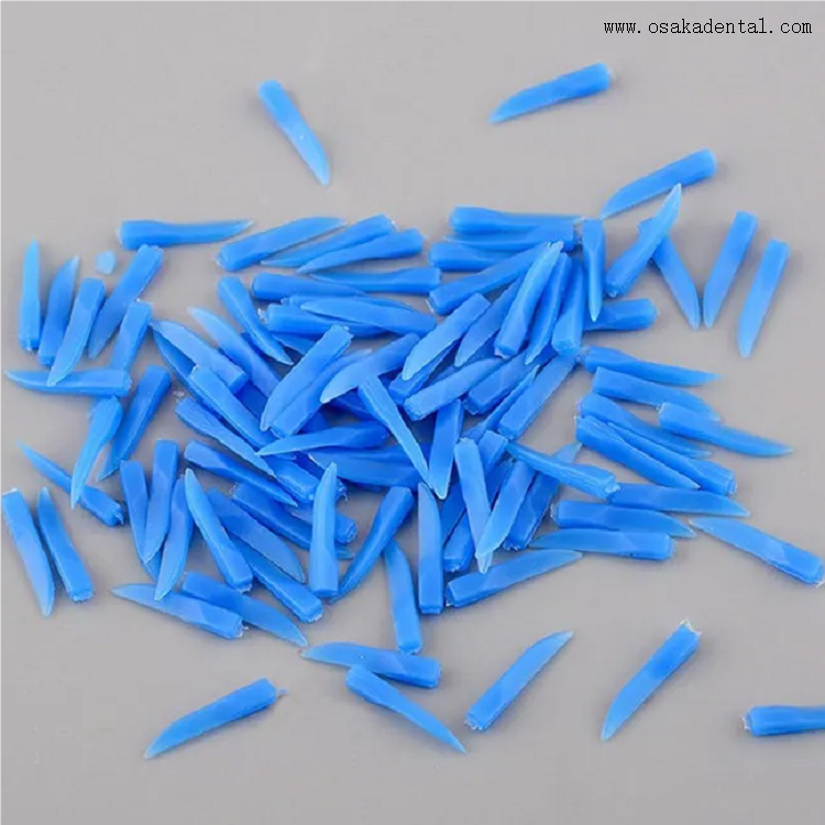 Стоматологические одноразовые пластиковые POLY-WEDGES в наборе