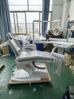 Стандартное стоматологическое кресло