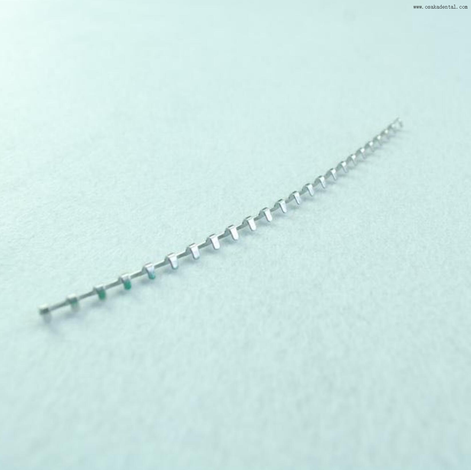 Стоматологическая клиника использует Arch Bar для ортодонтии 