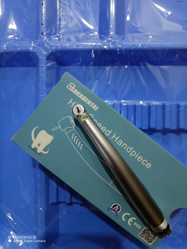 Профессиональный стоматологический светодиодный наконечник с 4 отверстиями, функцией предотвращения ретракции и распыления