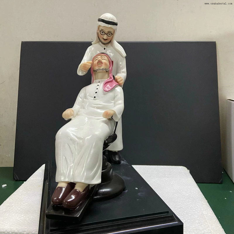 Профессиональная статуэтка доктора из стоматологической смолы для демонстрации в клинике