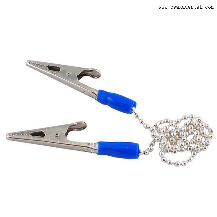 Держатель стоматологических нагрудников с пластиковым или металлическим зажимом