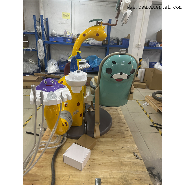 Детское стоматологическое кресло в форме жирафа с интерактивным ЖК-экраном